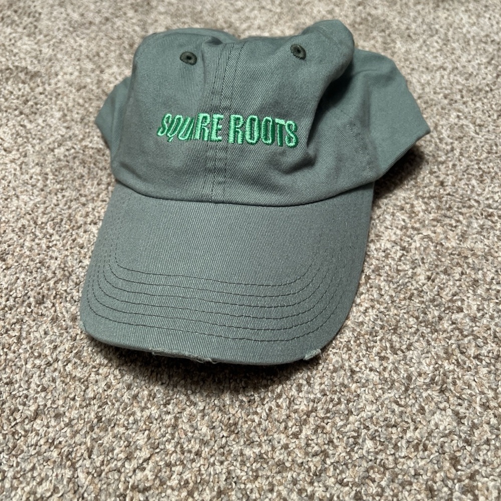 Square Roots Green Women's Hat